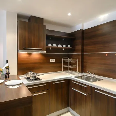 アパート Marina - With Balkony & Desk By Flat Mаnаger バルチク