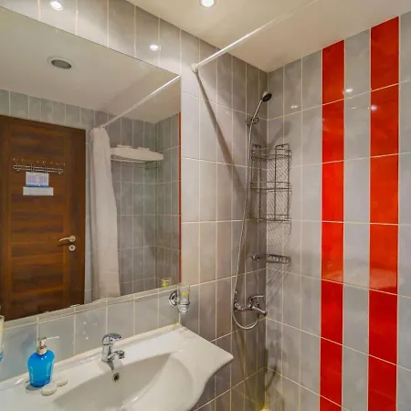 アパート Marina - With Balkony & Desk By Flat Mаnаger *