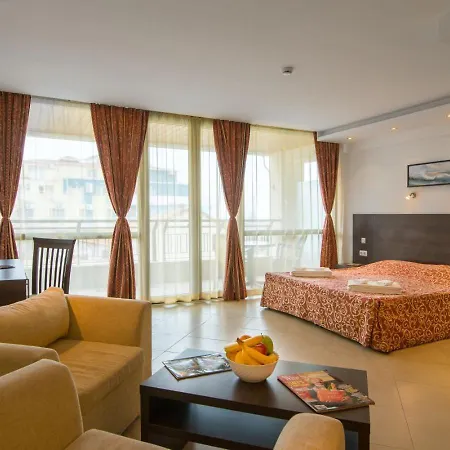 Marina - With Balkony & Desk By Flat Mаnаger バルチク