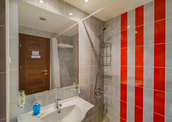 شقة Marina - With Balkony & Desk By Flat Mаnаger *